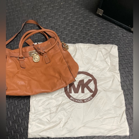 Michael Kors Purse - Picture 1 of 10